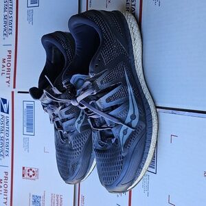 Saucony Liberty ISO running shoes Men 12